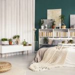 Walk-In vs. Reach-In Closets: Which One Is Right for Your Bedroom?