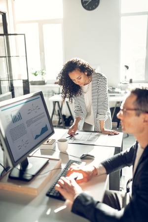 How to Choose the Best Home Office Lighting for Productivity