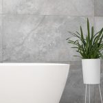 Luxury Bathtubs: Freestanding vs. Built-In – Which One is Right for You?