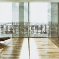 Maximalist vs. Minimalist: Finding Balance in Eclectic Design