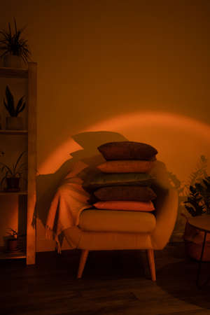LED vs. Halogen: Which Is the Best Choice for Art Accent Lighting?