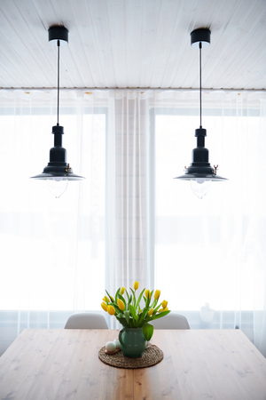 How to Blend Light and Dark Elements for a Luxurious Kitchen Design